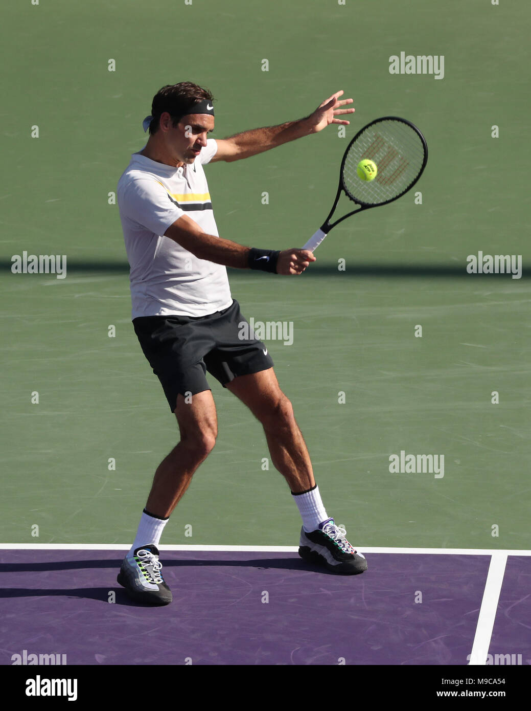 KEY BISCAYNE, FL - MARCH 24: Roger Federer  during day 6 of the Miami Open Presented by Itau at Crandon Park Tennis Center on March 24, 2018 in Key Biscayne, Florida.   People:  Roger Federer Stock Photo