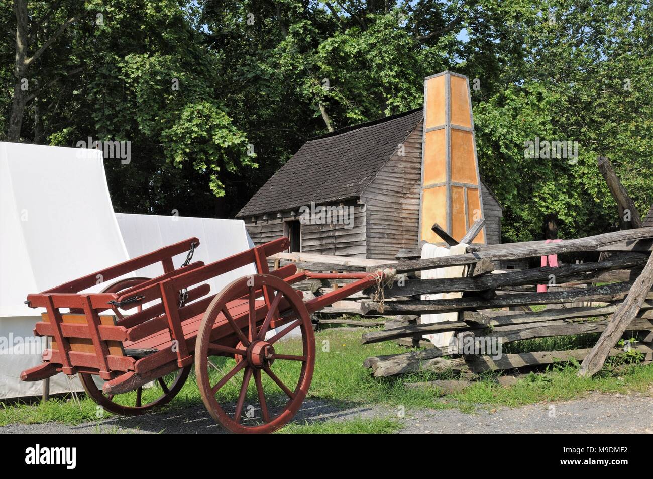 Pioneer Family Wagon Stock Photos Pioneer Family Wagon Stock