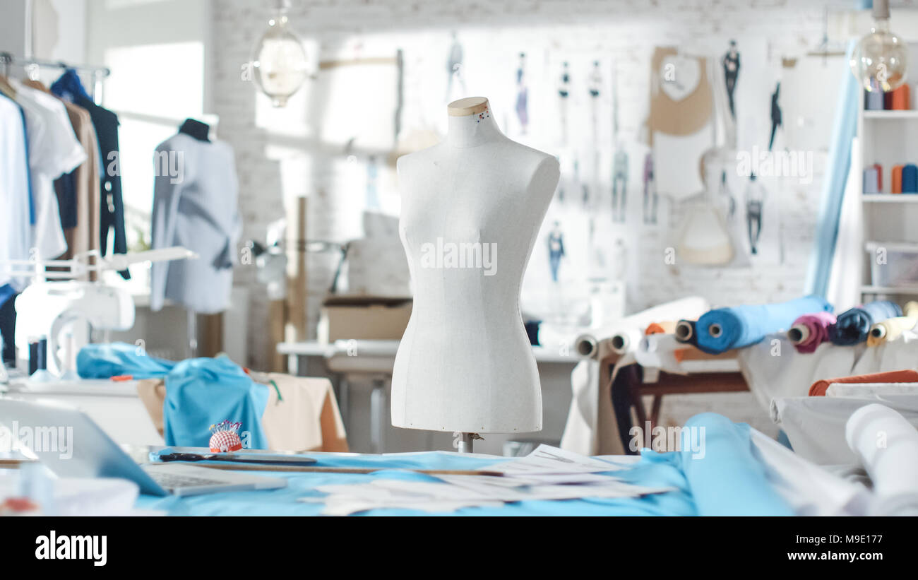Mannequin in tailoring studio hi-res stock photography and images - Alamy