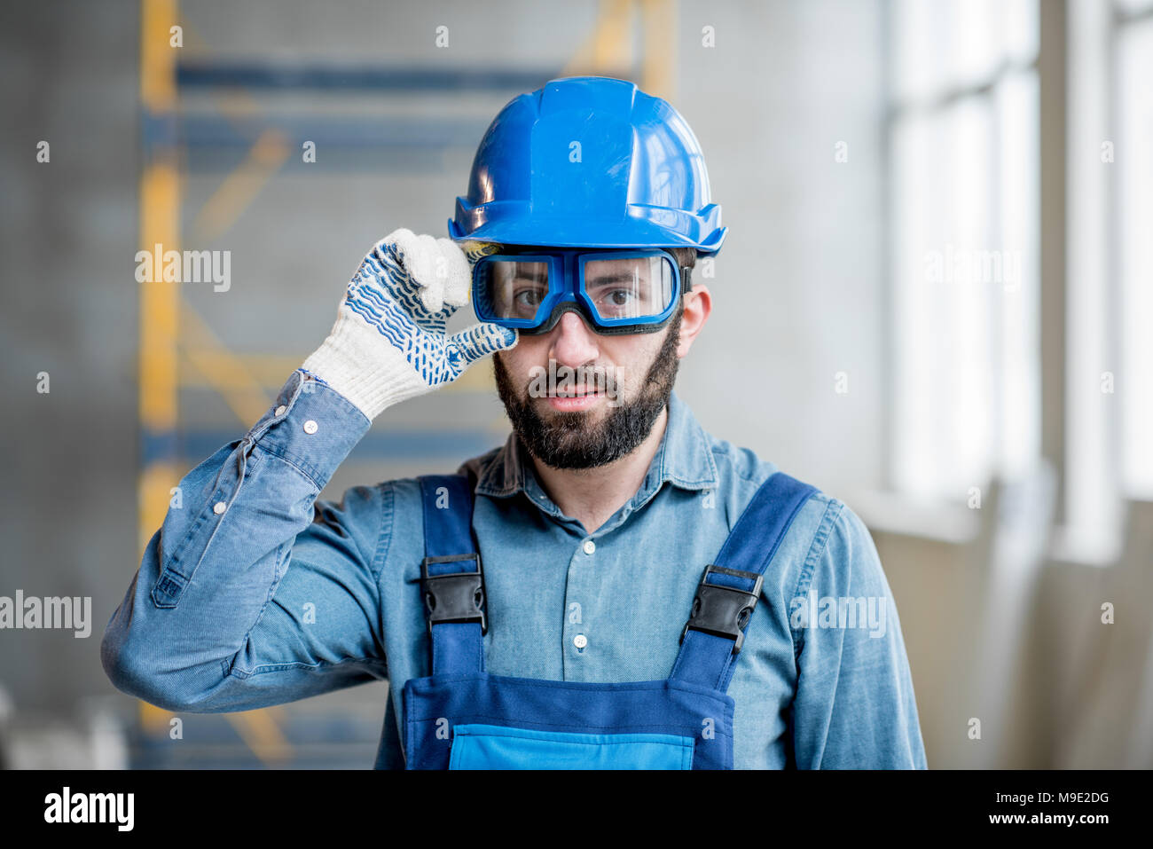 Builder work uniform hires stock photography and images Alamy