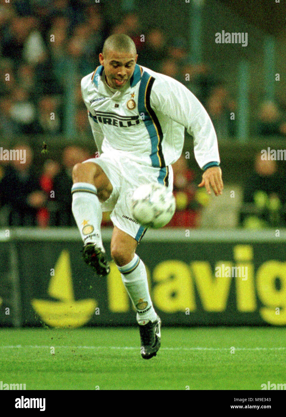 Parkstadion Gelsenkirchen, Germany 17.3.1998, UEFA Cup season 1997/1998,  Schalke 04 vs. Inter Milan 1:1 ---  RONALDO, (Milan) Stock Photo