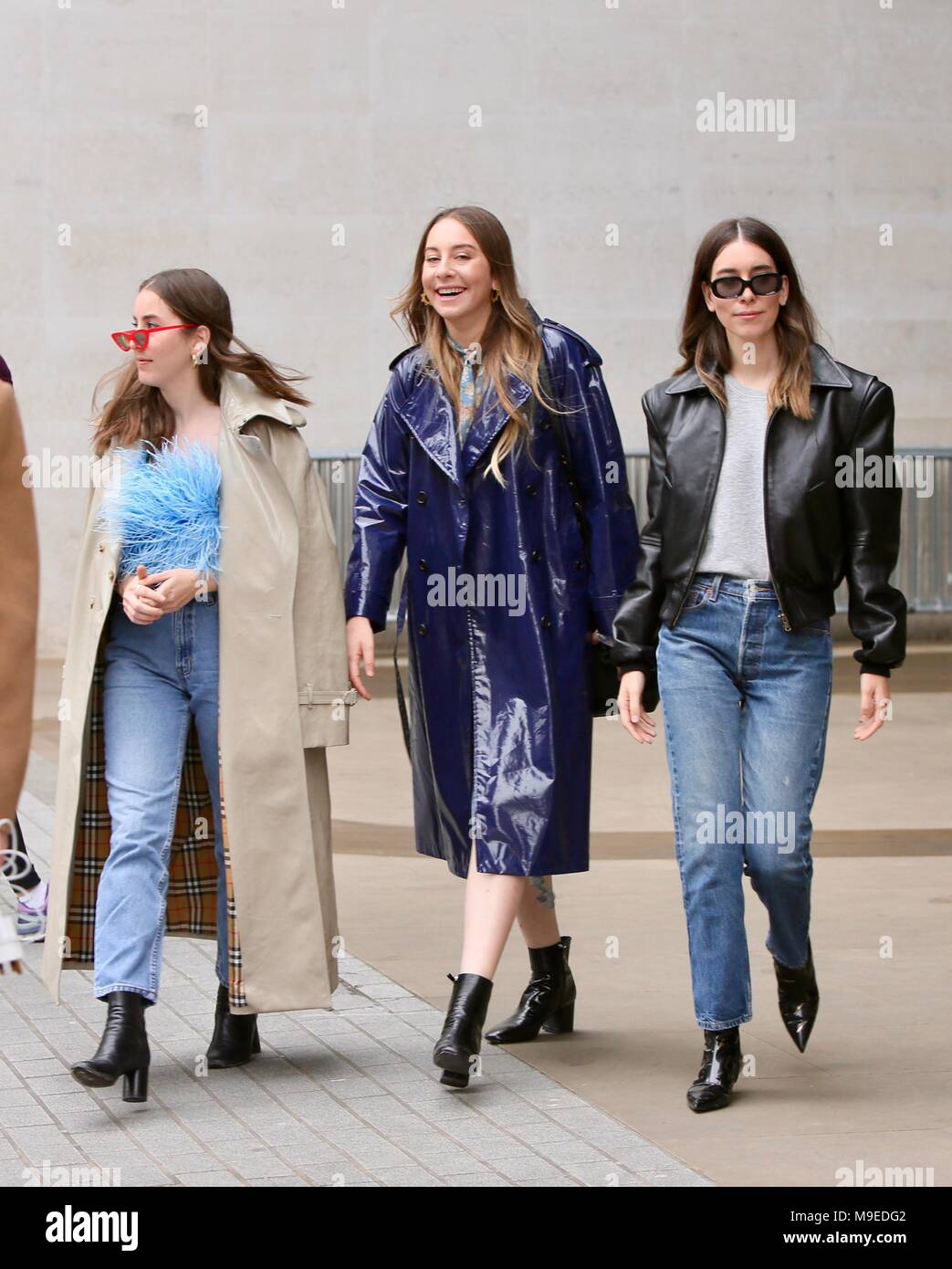 Paparazzi Danielle Haim naked (92 photos), Tits, Leaked, Selfie, swimsuit 2019 Paparazzi Danielle Haim nude (17 photo), Sexy, Is a cute, Twitter, cameltoe 2006