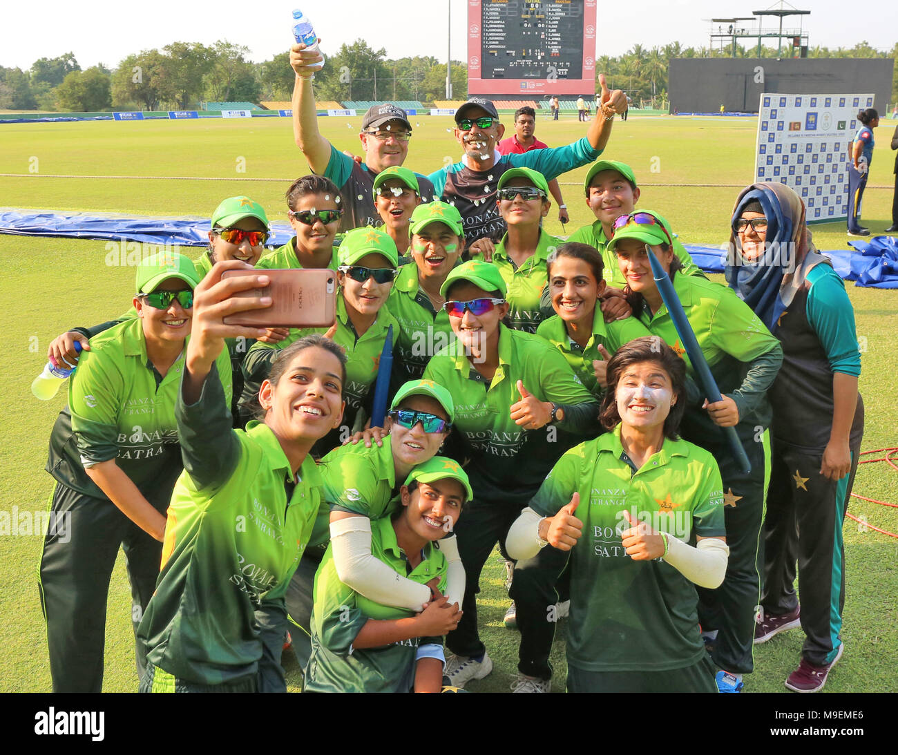 Sri Lanka, 23 Mar 2018. Pakistan team members pose for a selfie photo during the Women's One Day International match between Sri Lanka at Rangiri Dambulla International Stadium Sri Lanka on March 24, 2018. Credit: Lahiru Harshana/Alamy Live News Stock Photo