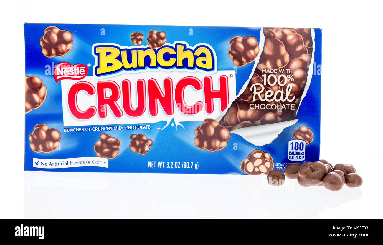 Nestle Crunch Milk Chocolate Bar Stock Photo - Alamy