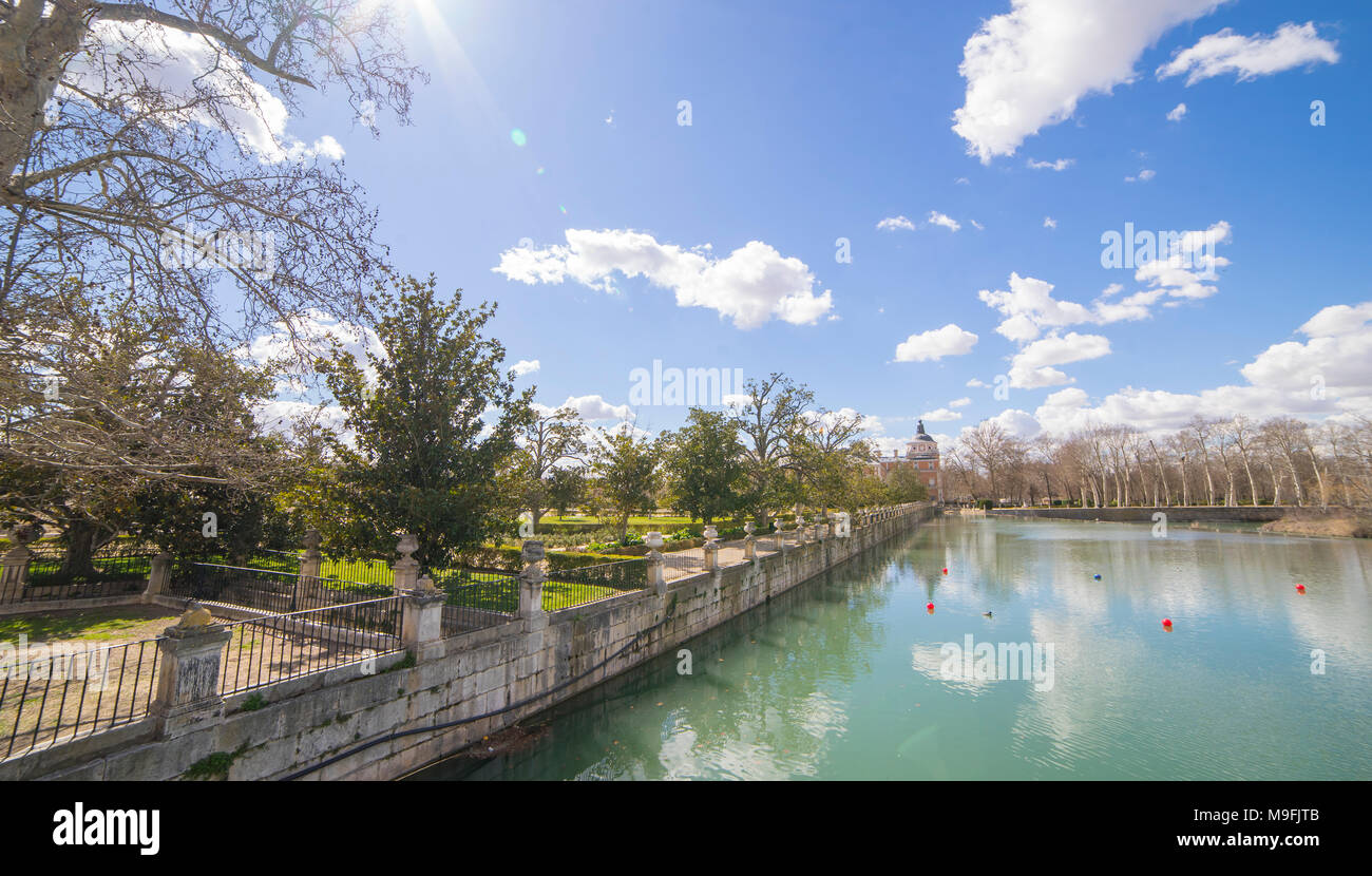 The Tajo River next to the Palace of Aranjuez. waterfalls with ducks ...