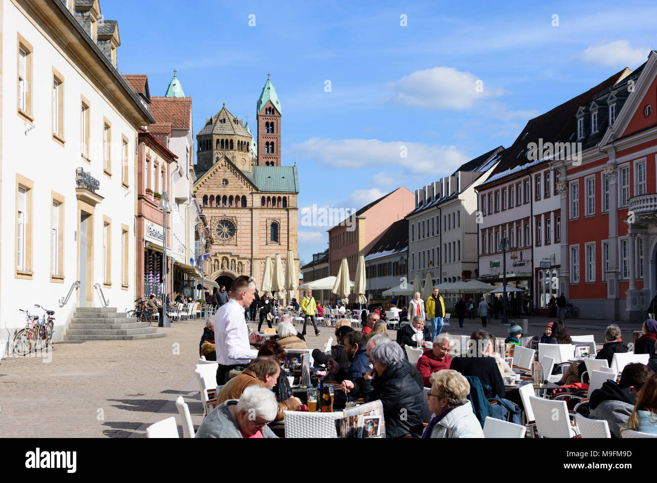 Speyer: street Maximilianstraße, view to Dom (cathedral), pedestrian zone, restaurant, cafe, , Rheinland-Pfalz, Rhineland-Palatinate, Germany Stock Photo
