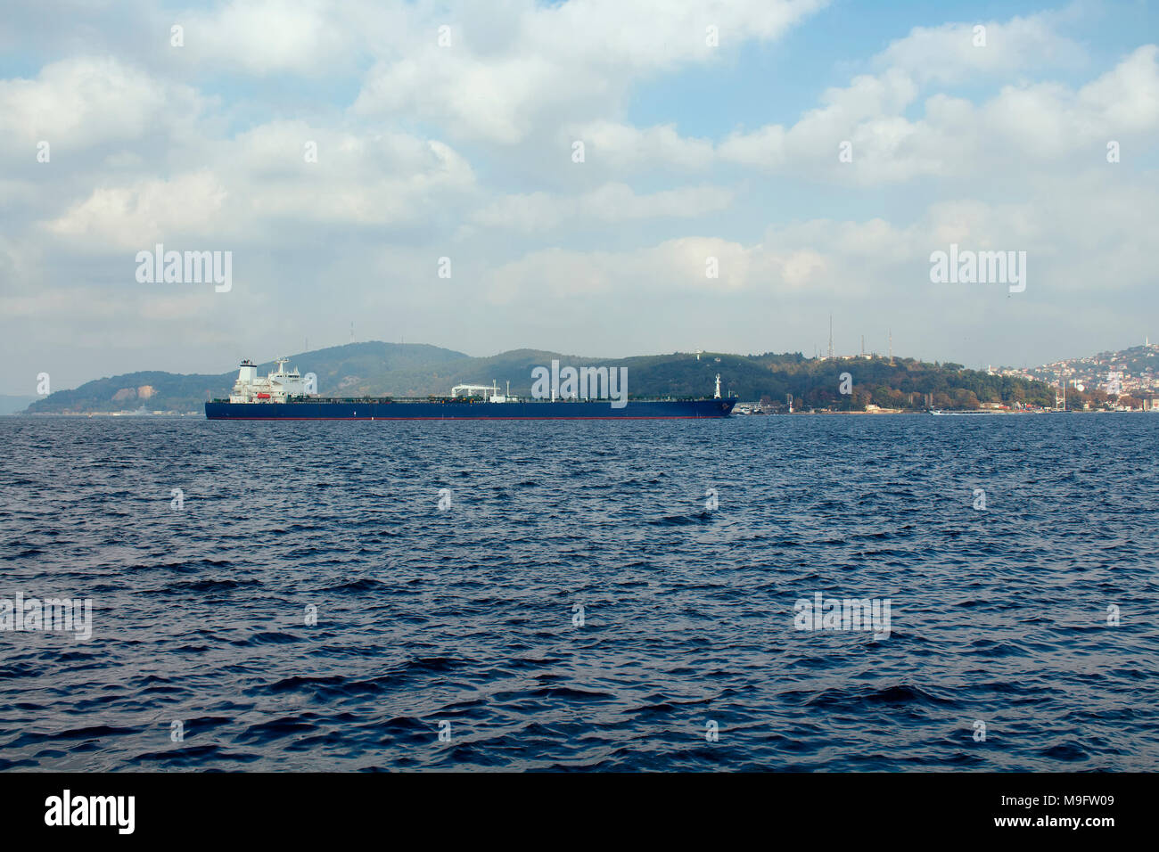 Dry cargo vessel hi-res stock photography and images - Alamy