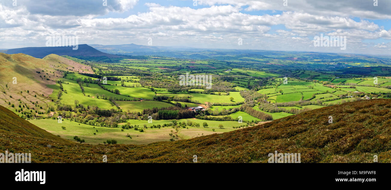 42,505.01281 Wales panorama farm valley pastures rolling hills mountains sunlight & clouds Stock Photo