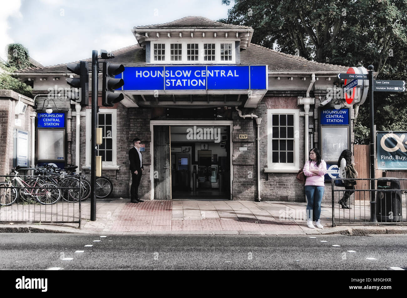 Hounslow central tube station hires stock photography and images Alamy