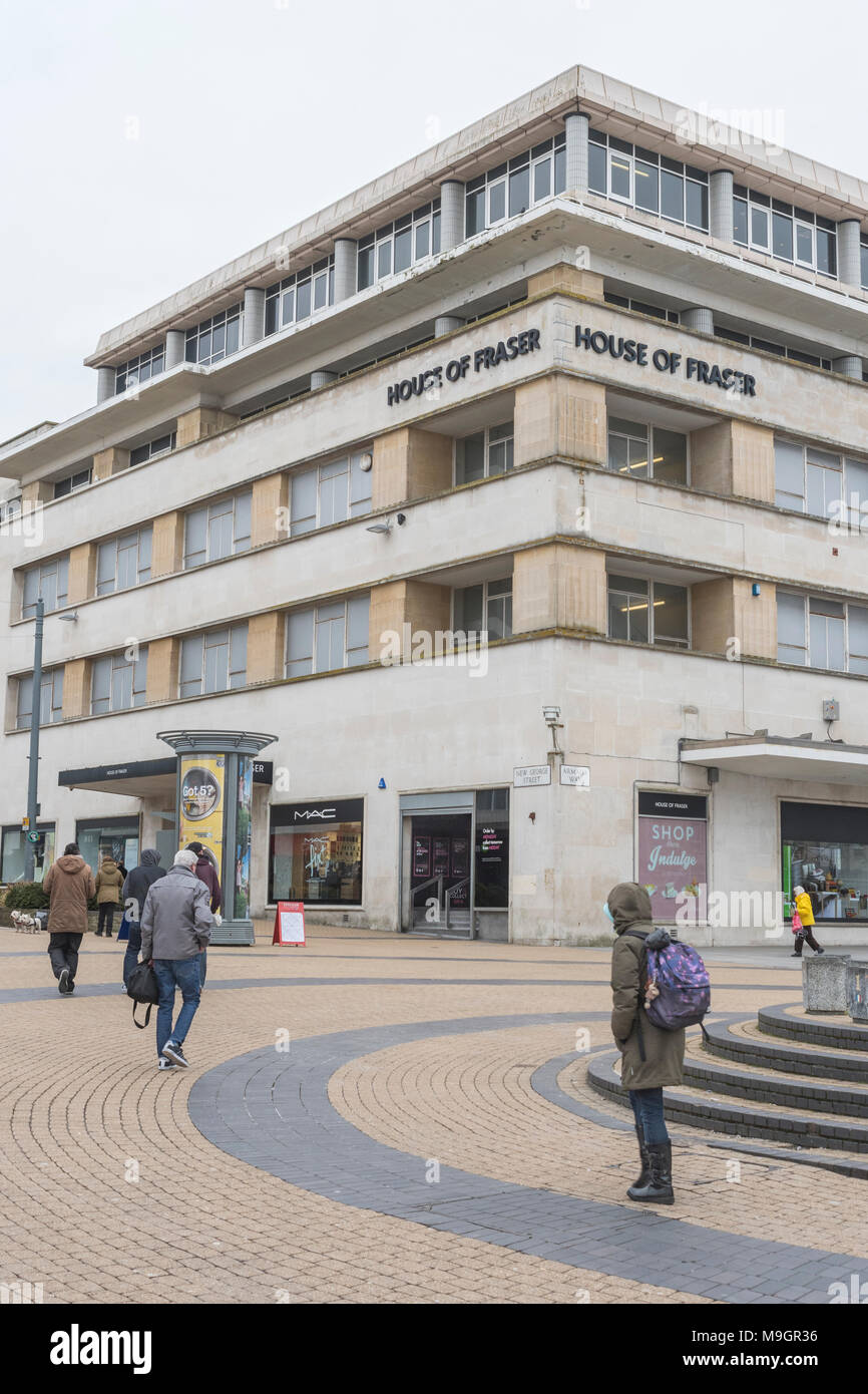 House of Fraser Plymouth, closing. Metaphor struggling retailers, high street squeeze, House of Fraser shop closures, high street spending drop Stock Photo