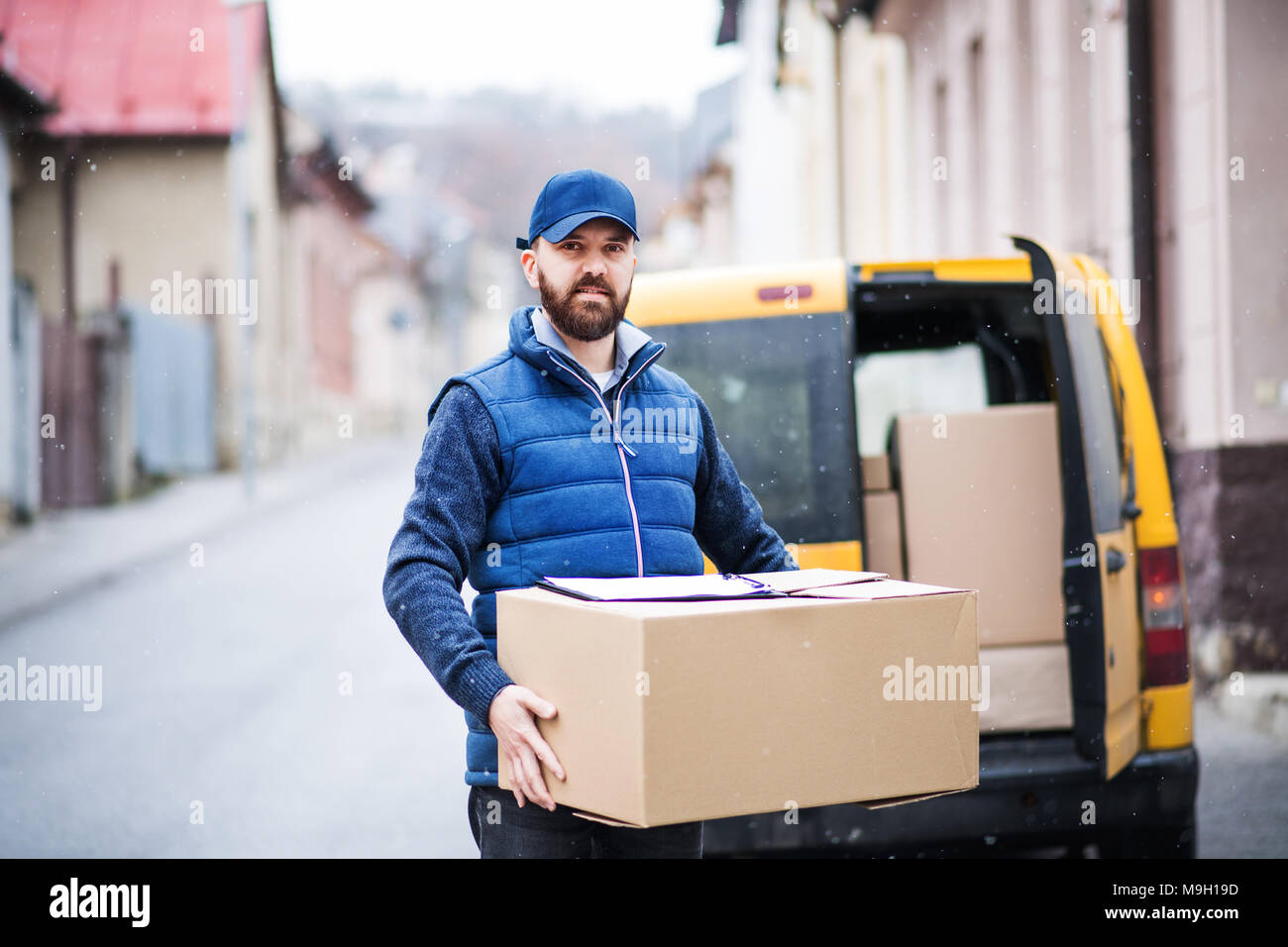 Courier home delivery. ошибка dnserror. Air cargo delivery logo. Home delivery line icon. Charisma приложение.