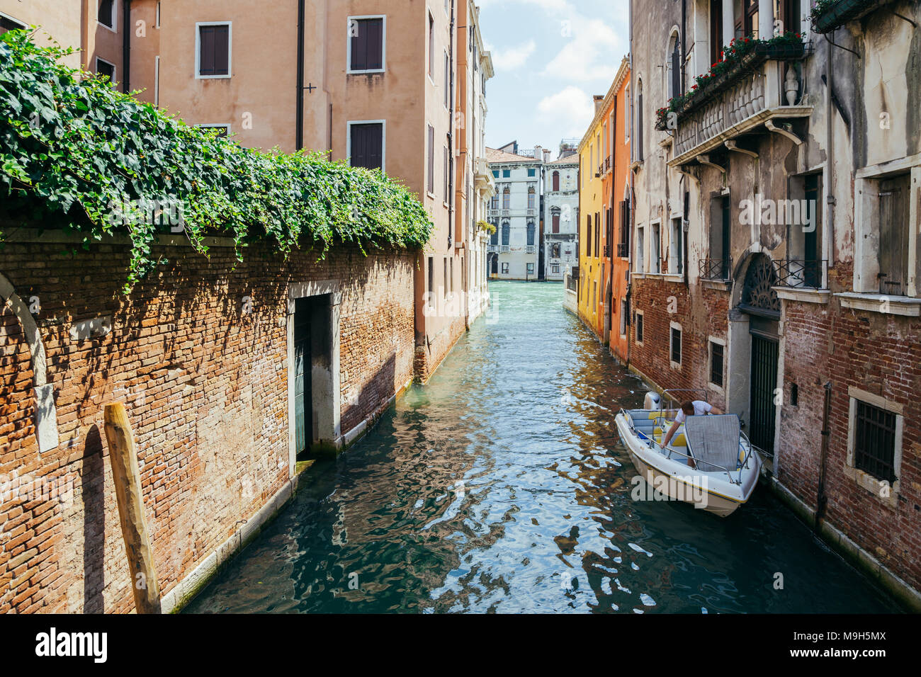 Traditional venice architecture hi-res stock photography and images - Alamy