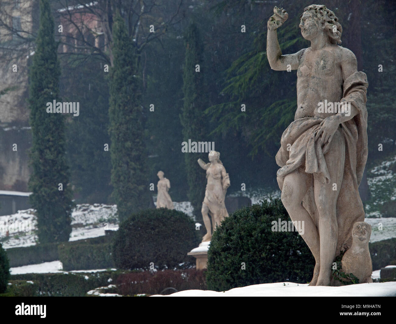 A winter's day in the gardens of the Palazzo Giardino Giusti, Verona Stock Photo