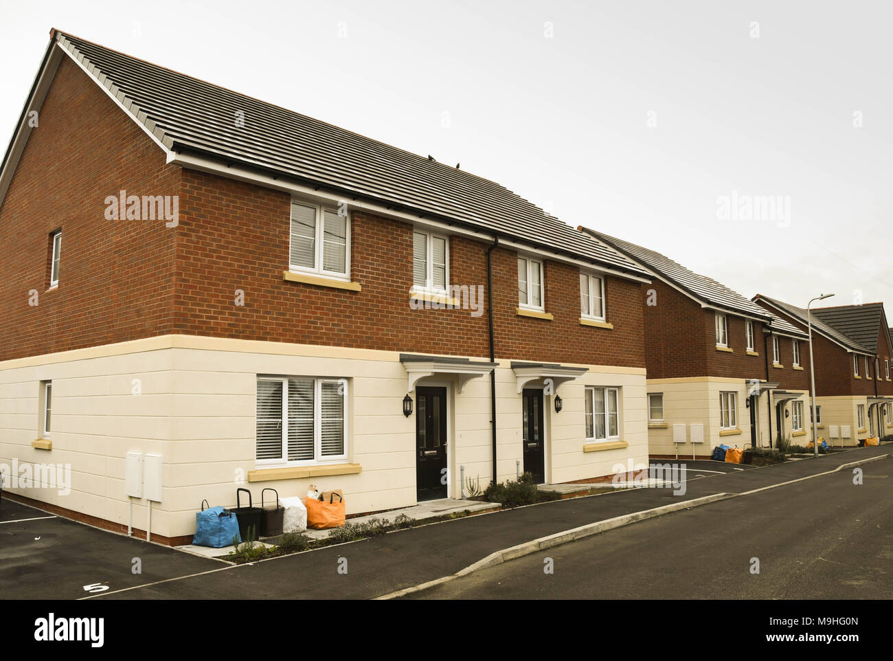 New housing development semi hi-res stock photography and images - Alamy