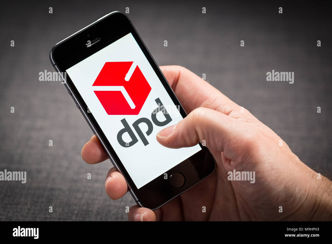 dpd delivery app on an iPhone Stock Photo - Alamy