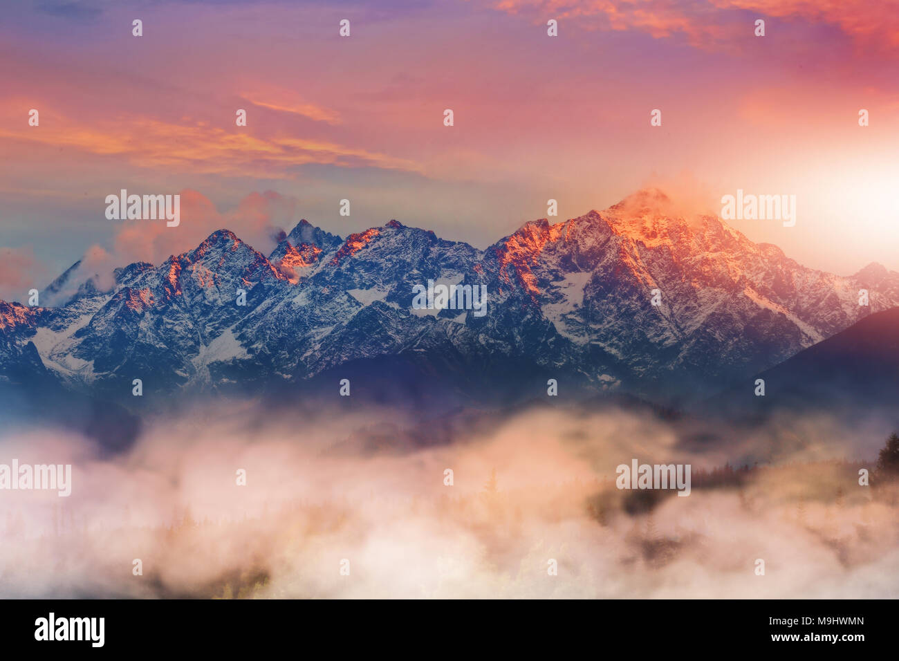 Beautiful landscape mountains rocks hi-res stock photography and images ...