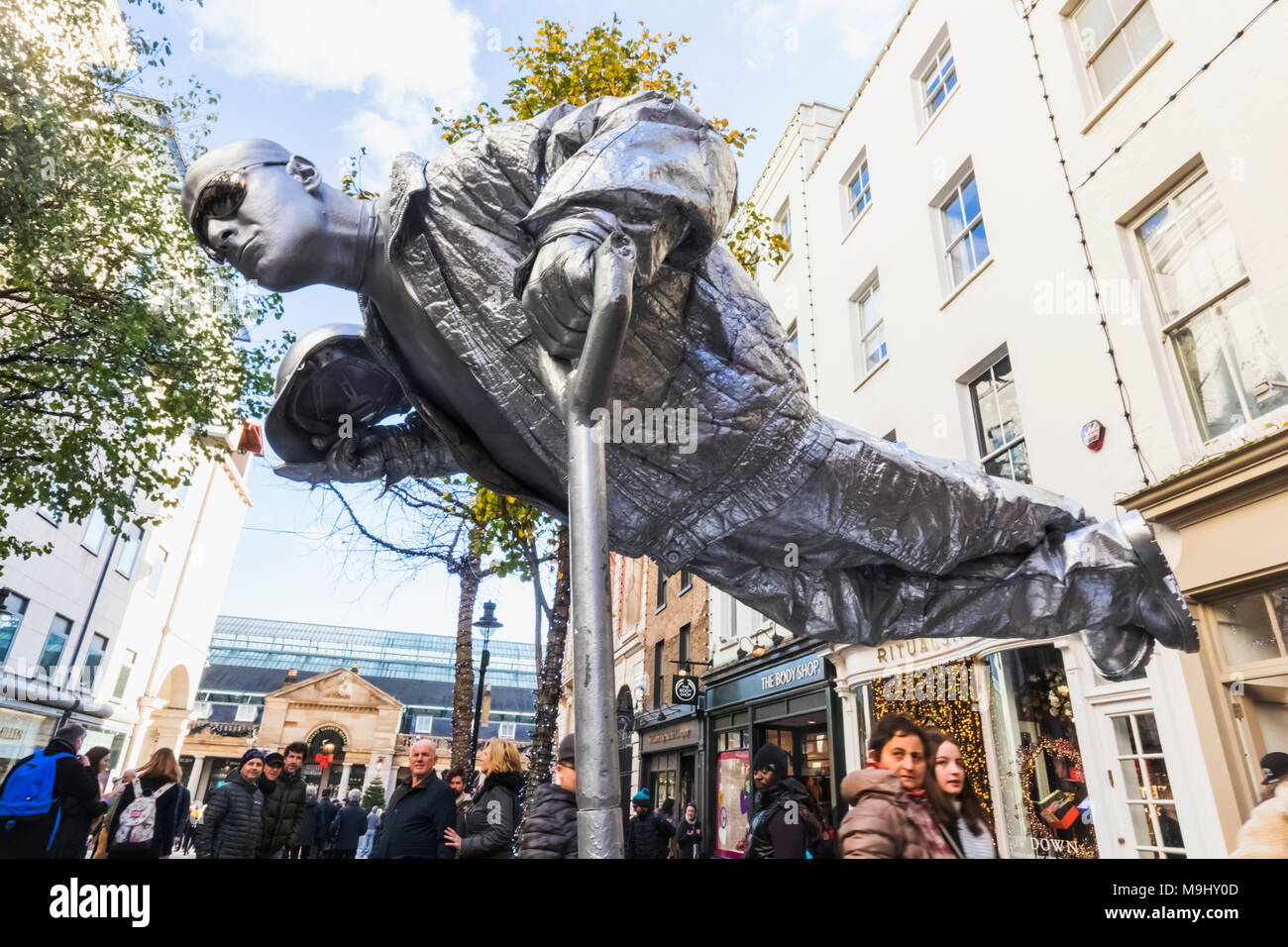 England, London, Covent Garden, Human Statue Stock Photo Alamy