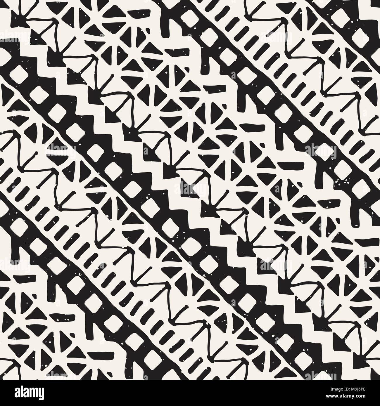 Seamless ethnic and tribal pattern. Hand drawn ornamental stripes ...