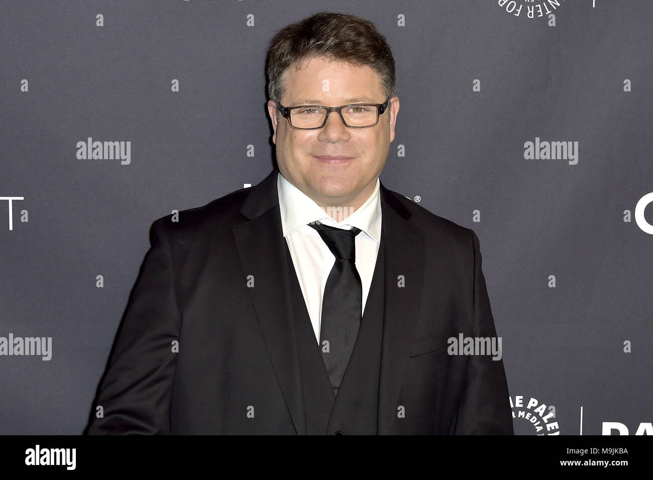 Los Angeles, USA. 25th Mar, 2018. Sean Astin at the Screening of the Netflix TV-Serie 'Stranger Things' during 35. Paleyfest 2018 at Dolby Theatre, Hollywood. Los Angeles, 25.03.2018 | Verwendung weltweit Credit: dpa/Alamy Live News Stock Photo