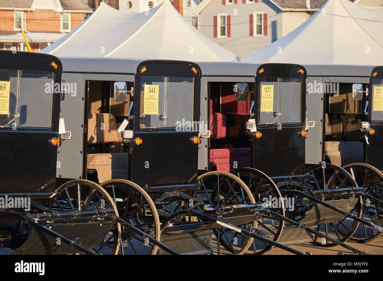 Amish buggies for sale hires stock photography and images Alamy
