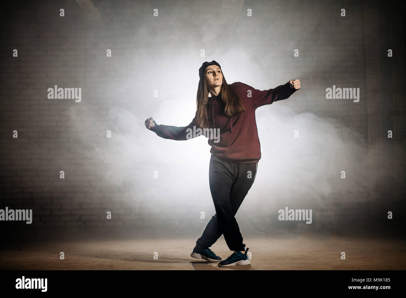 Crip walk dance hi-res stock photography and images - Alamy