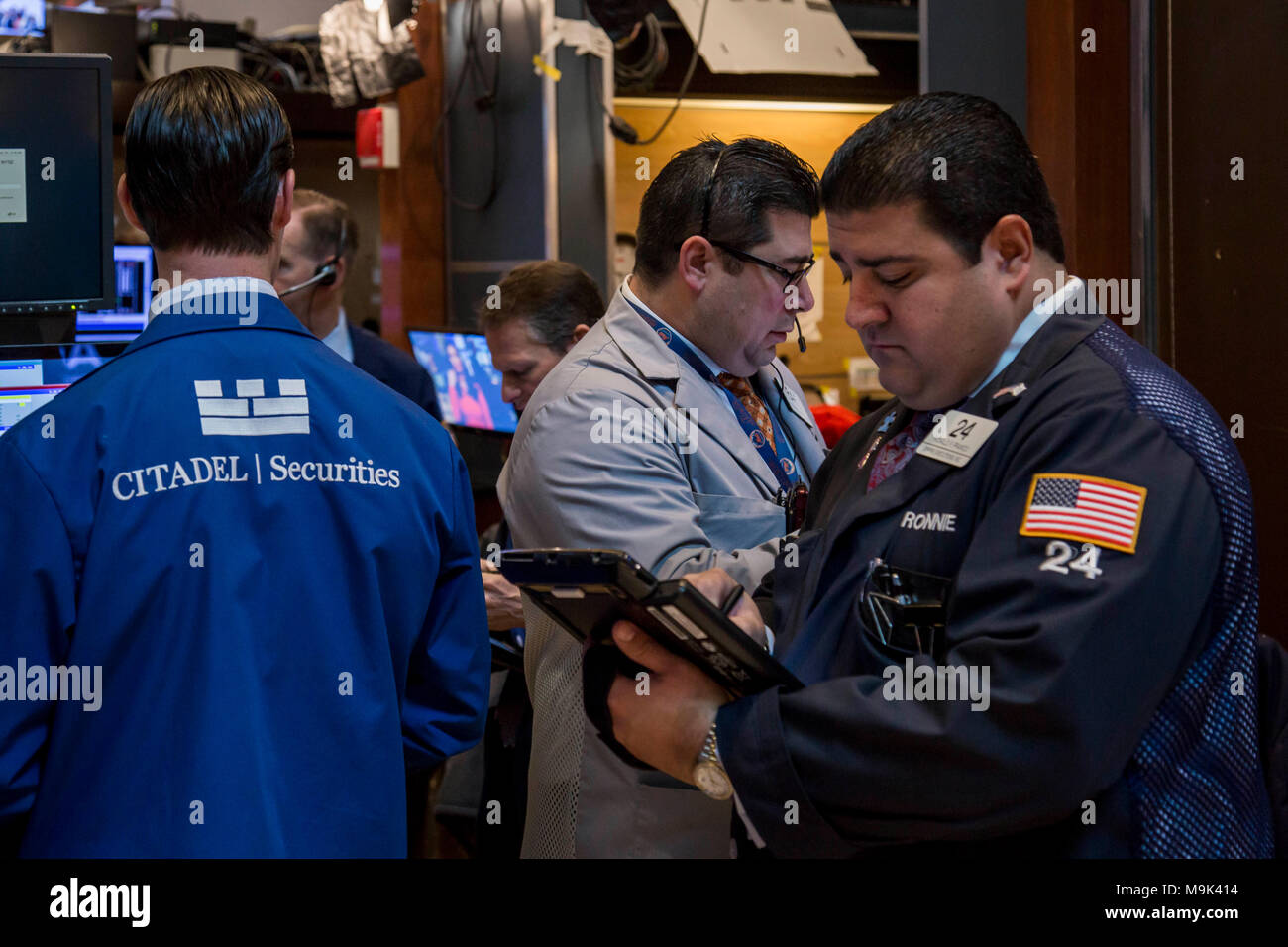 Traders On The New York Stock Exchange Trading Floor Stock Photo