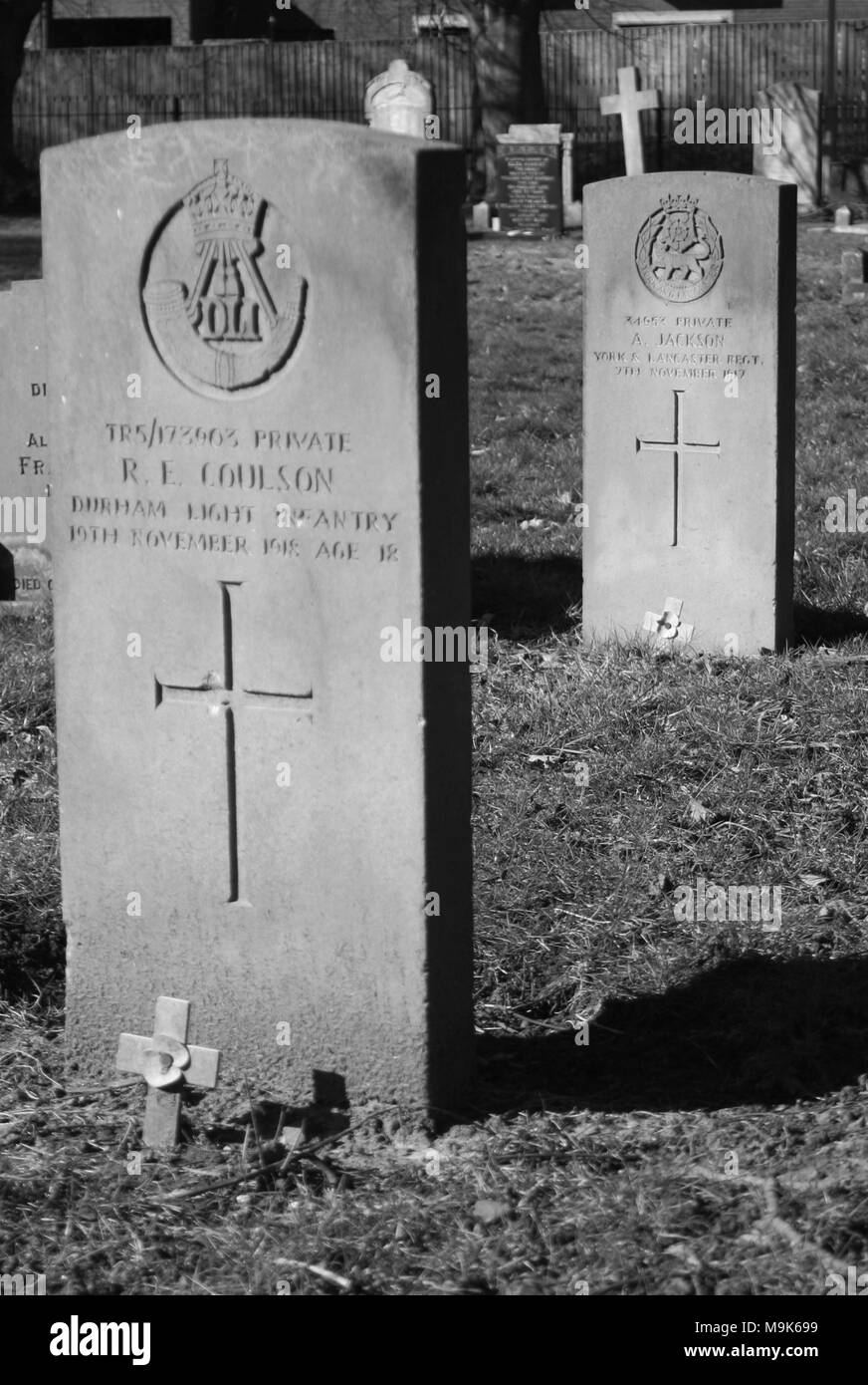 Graves in Manor Road Cemetery, Scarborough Stock Photo
