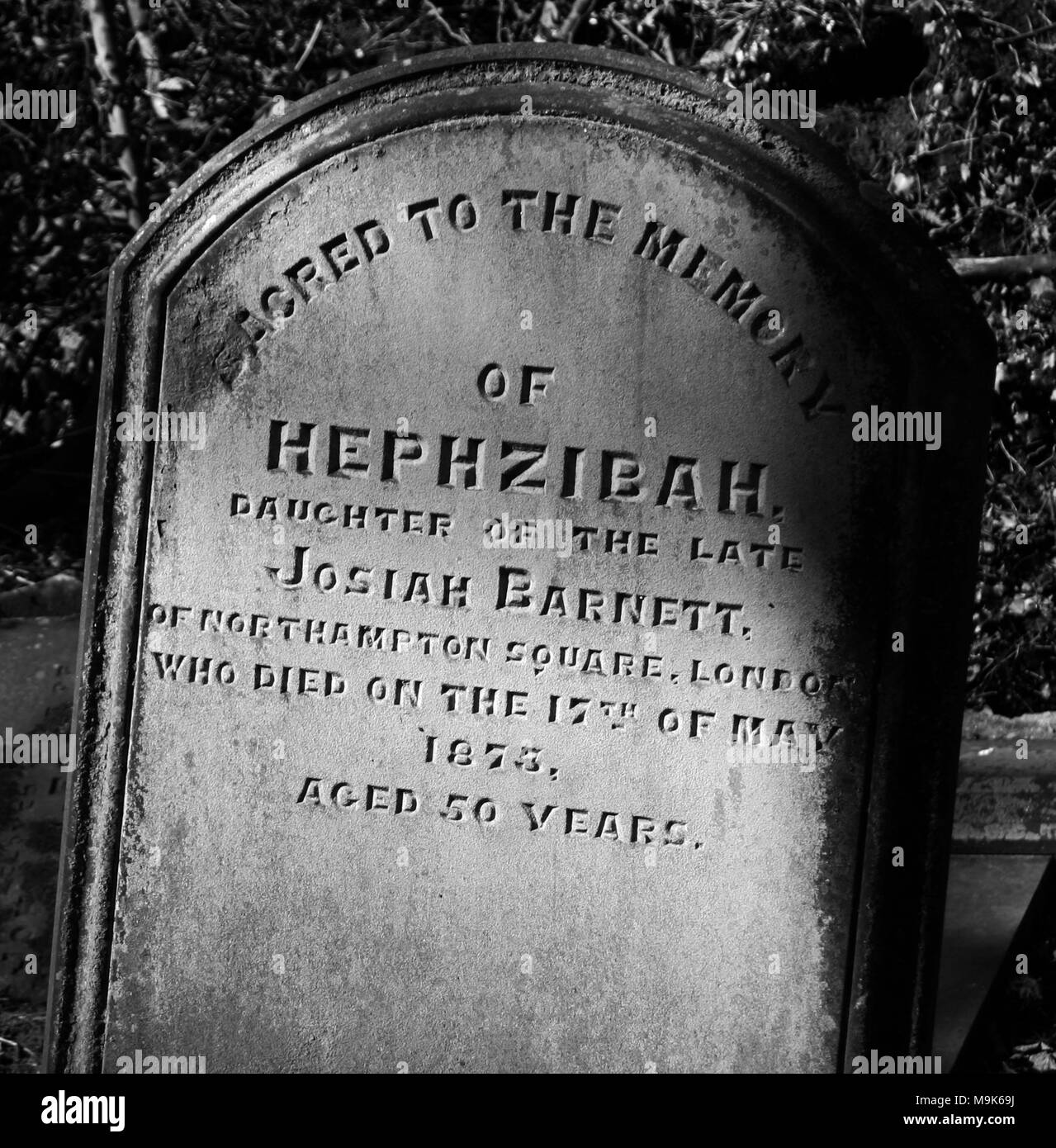 Graves in Manor Road Cemetery, Scarborough Stock Photo