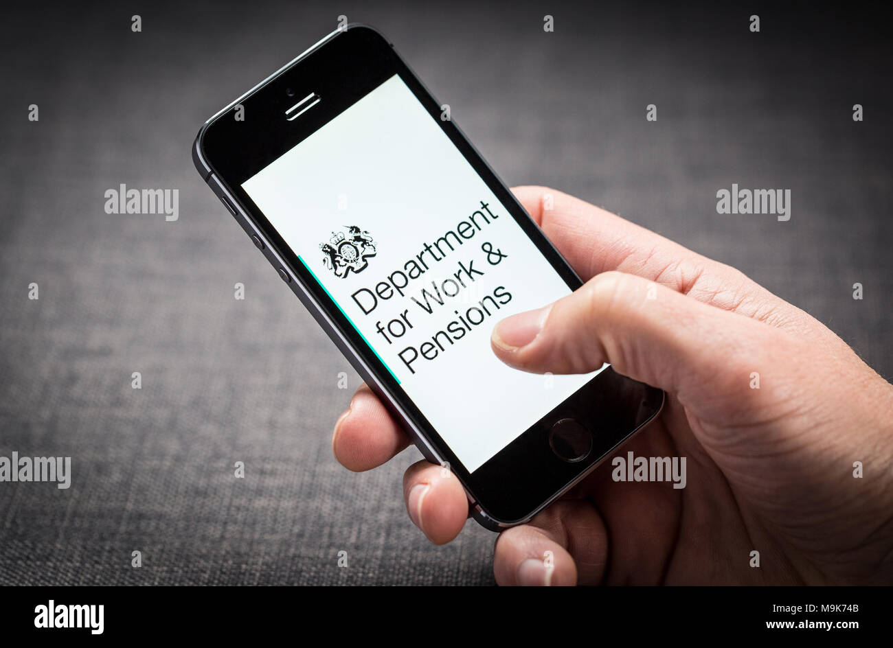 Department for Work and Pensions (DWP) website on an iPhone Stock Photo
