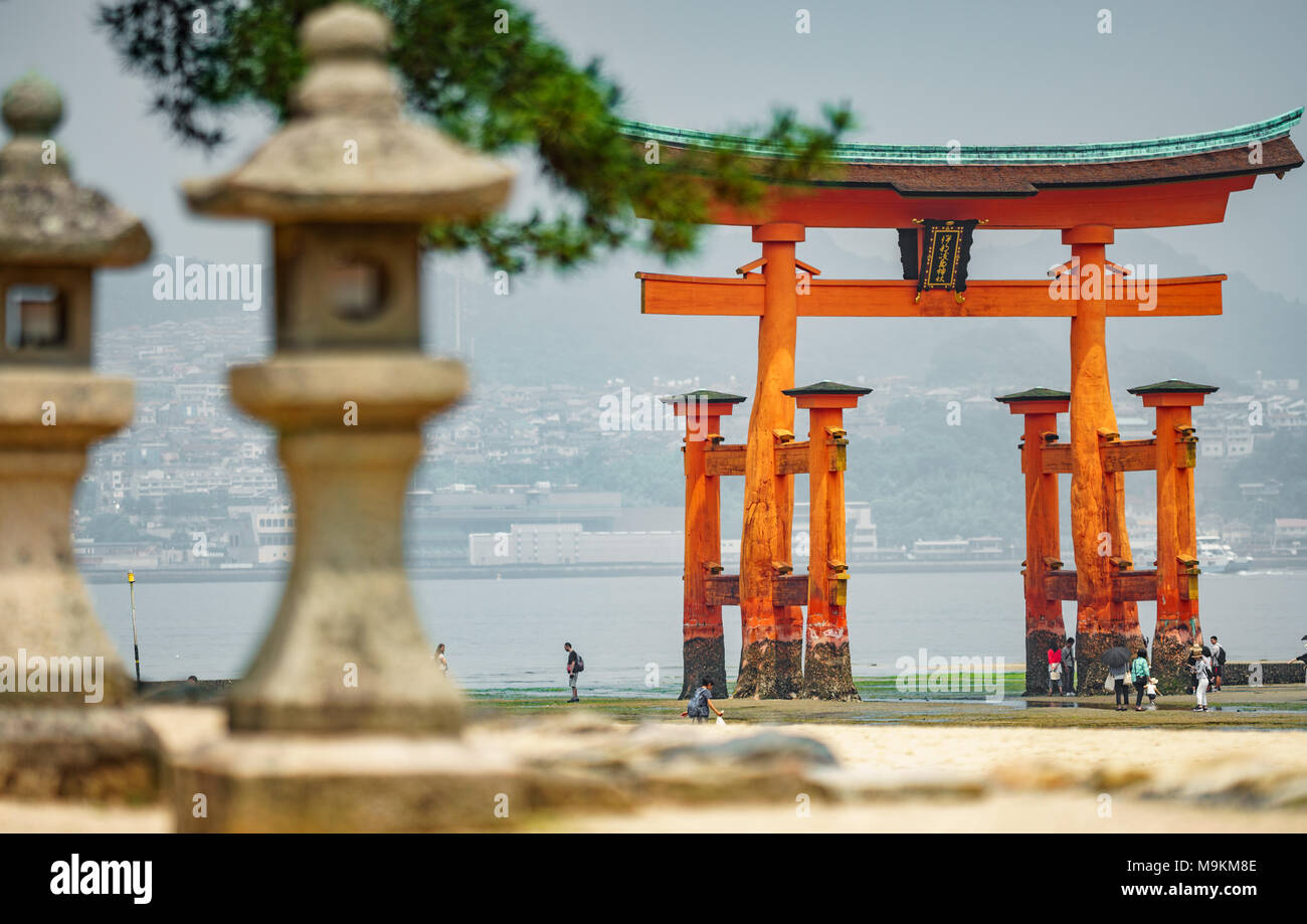 Miyajima island and Floating Torii gate in Japan Stock Photo Alamy