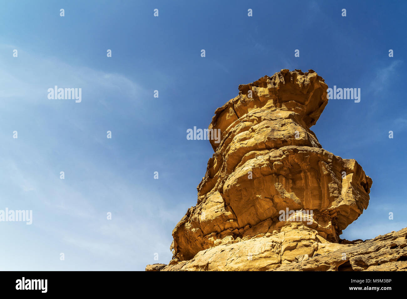 Wind erosion rock middle hi-res stock photography and images - Alamy