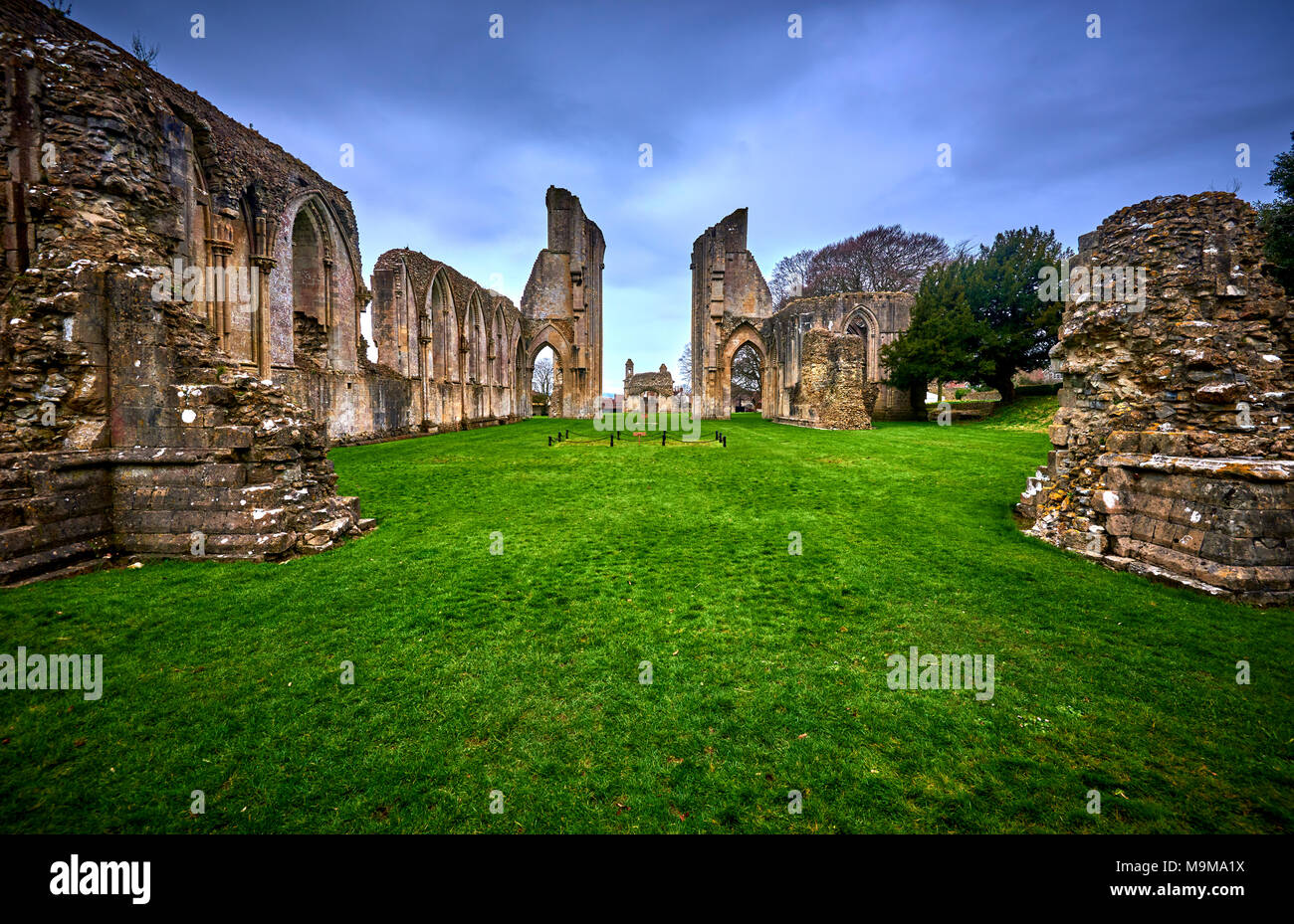 15th Century Tithe Barn High Resolution Stock Photography and Images ...