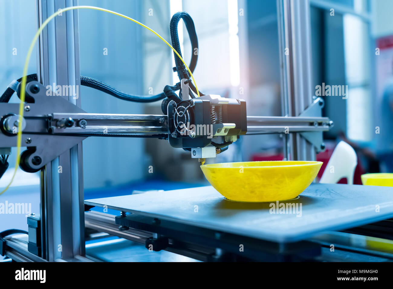 3d printer printing hi-res stock photography and images - Alamy