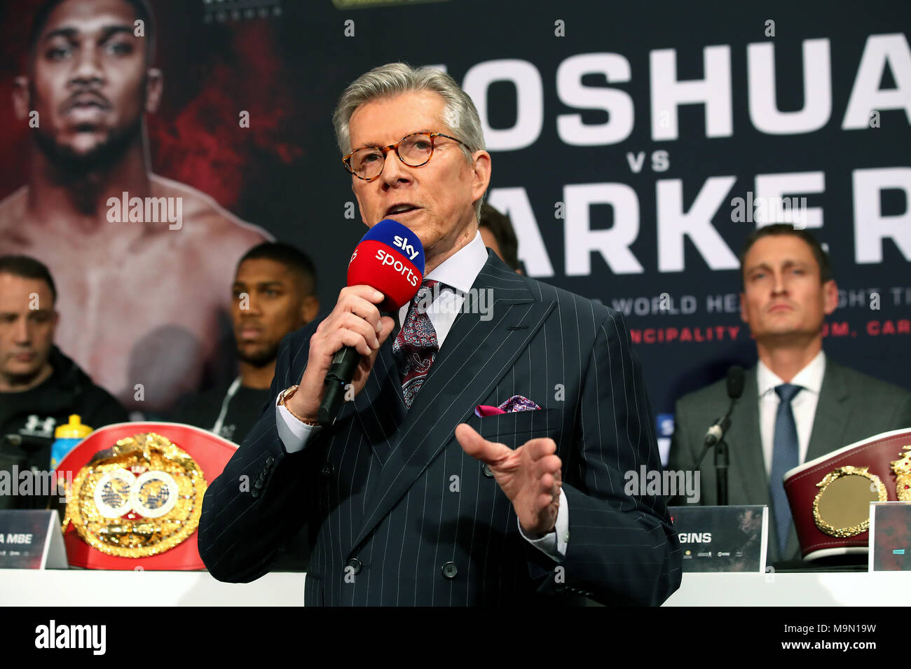 American ring announcer hires stock photography and images Alamy