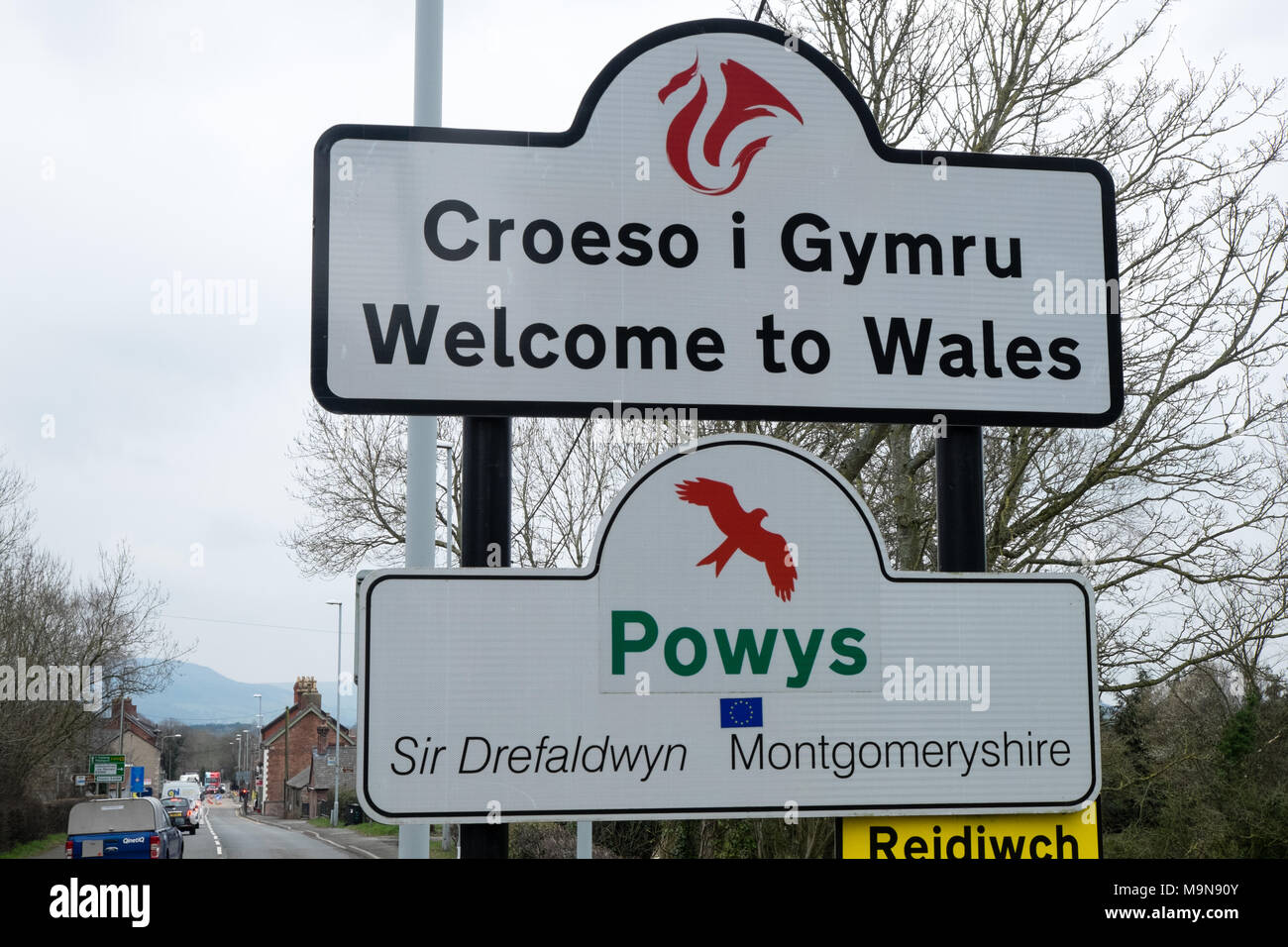 Welcome to wales hi-res stock photography and images - Alamy