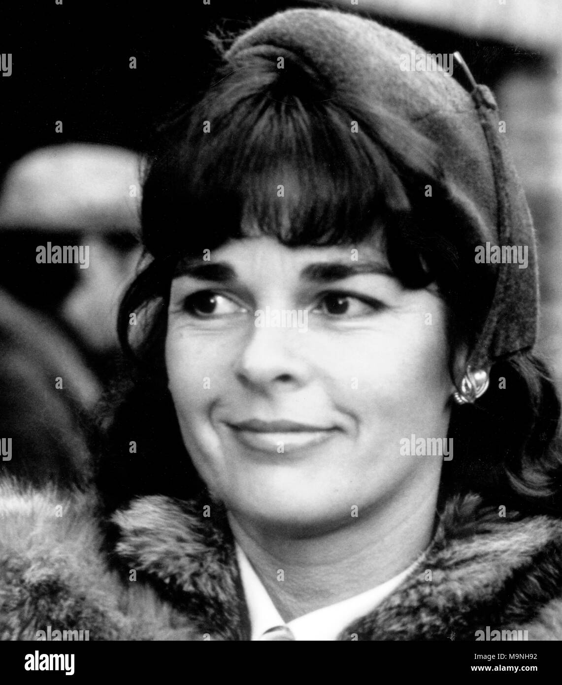 Ali macgraw pictures