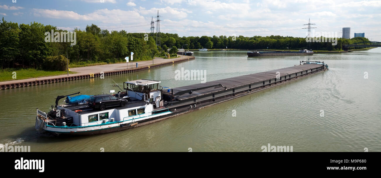 Frachtschiff auf dem Datteln-Hamm-Kanal, Datteln, Ruhrgebiet, Nordrhein-Westfalen, Deutschland, Europa Stock Photo