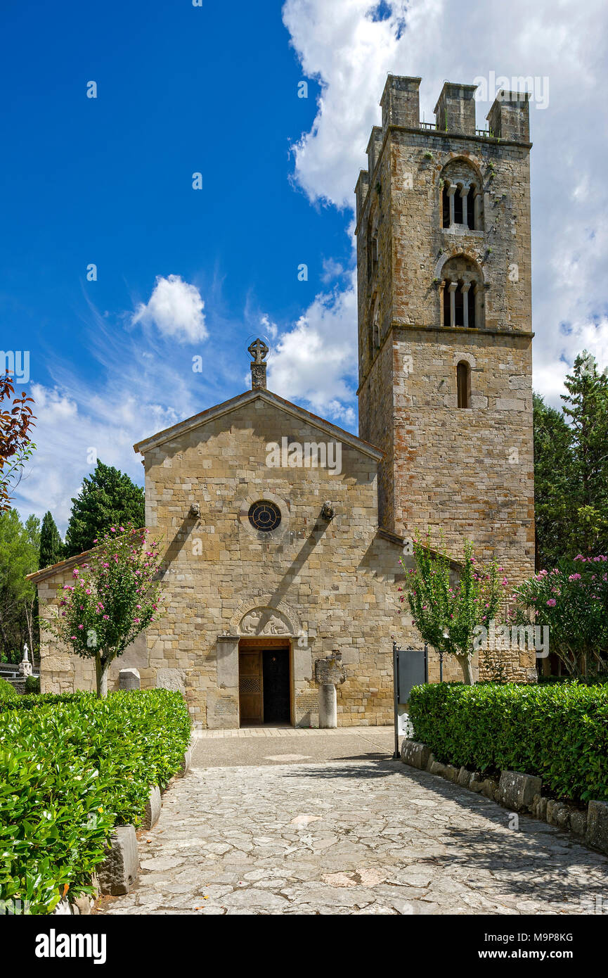 Pilgrimage church, Chiesa Santa Maria del Canneto, pilgrimage site, Santuario Madonna di Canneto, Roccavivara, Molise, Italy Stock Photo