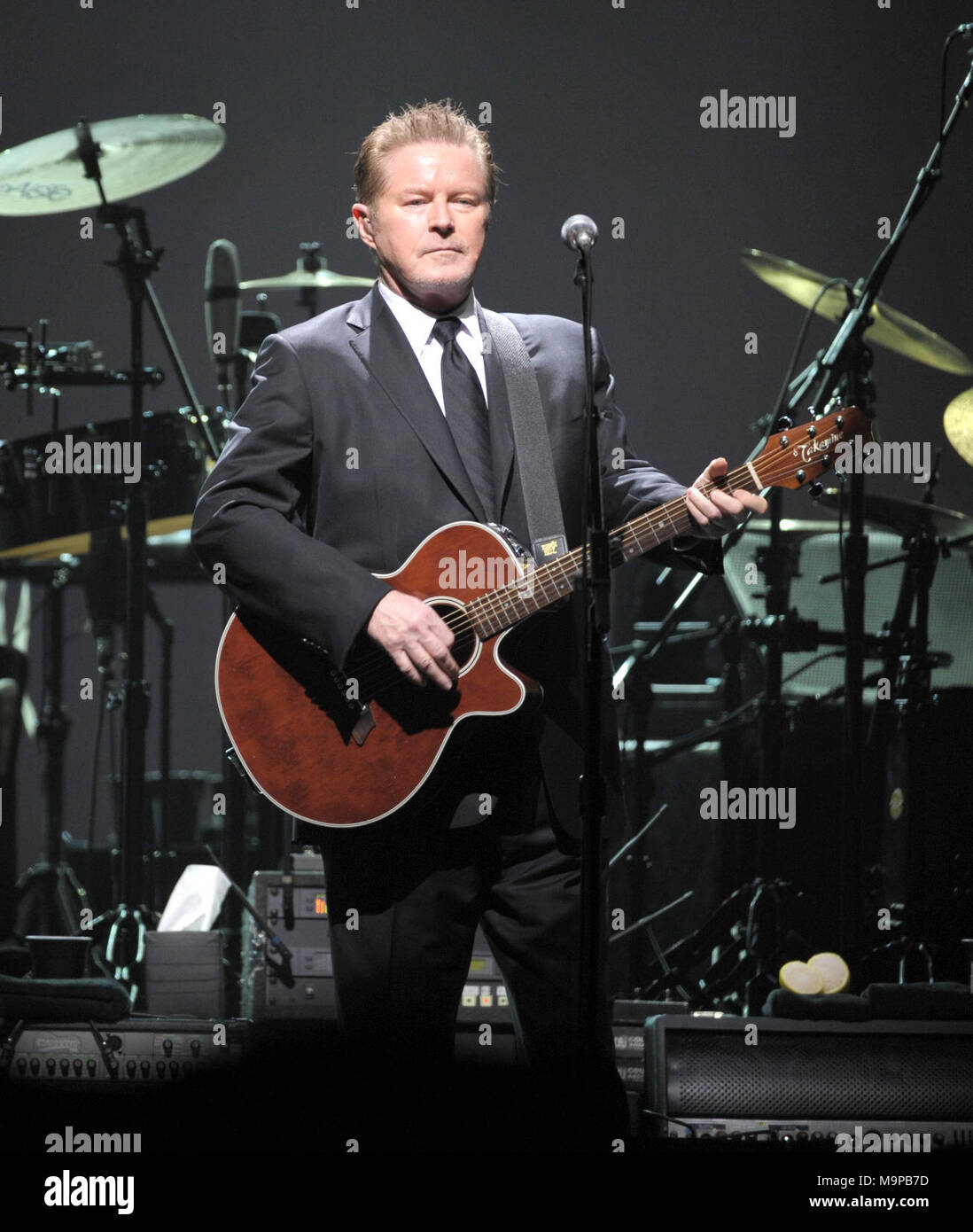 Don henley the eagles hi-res stock photography and images - Alamy