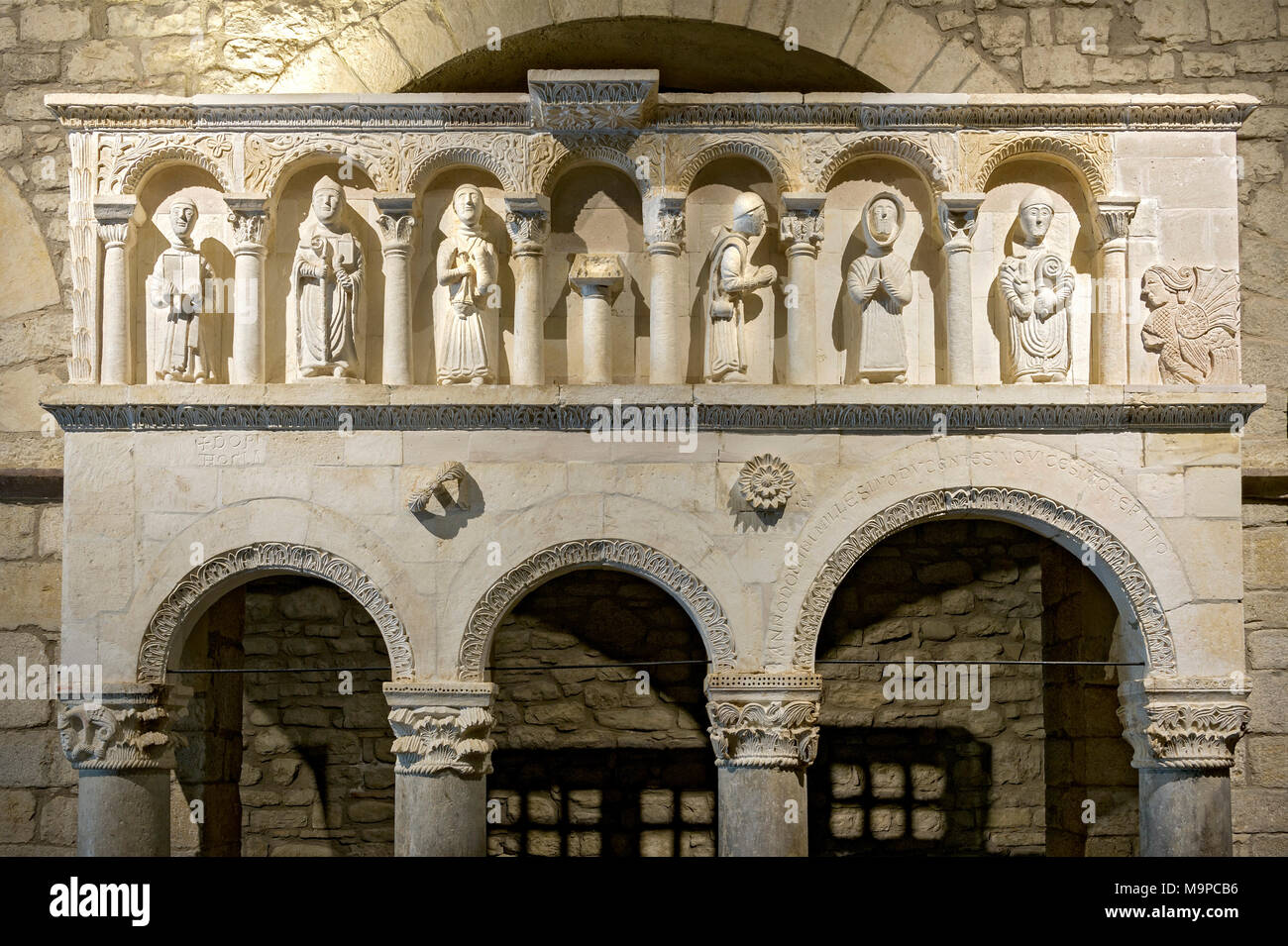 Pulpit with figures in a loggia, pilgrimage church, Chiesa Santa Maria del Canneto, pilgrimage site Stock Photo
