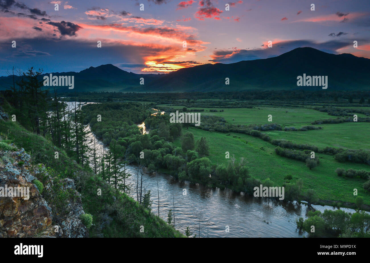 view-of-tuul-river-during-sunset-gorkhi-
