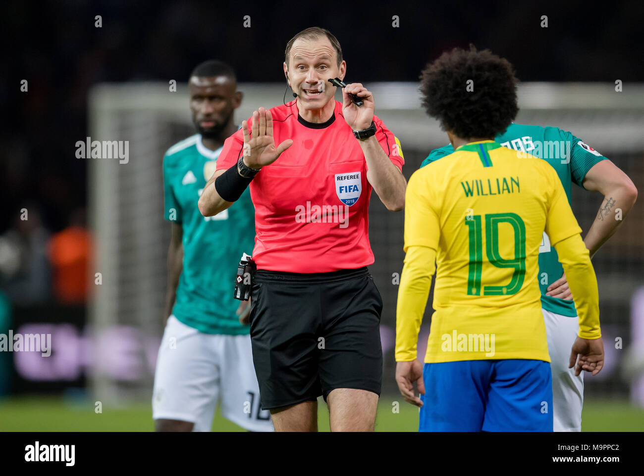 referee Jonas Eriksson (Schweden)  GES/ Fussball/ Freundschaftsspiel: Germany - Brasilien, 27.03.2018  Football / Soccer: Friendly Match: Germany vs Brazil, Berlin, March 27, 2018 |usage worldwide Stock Photo