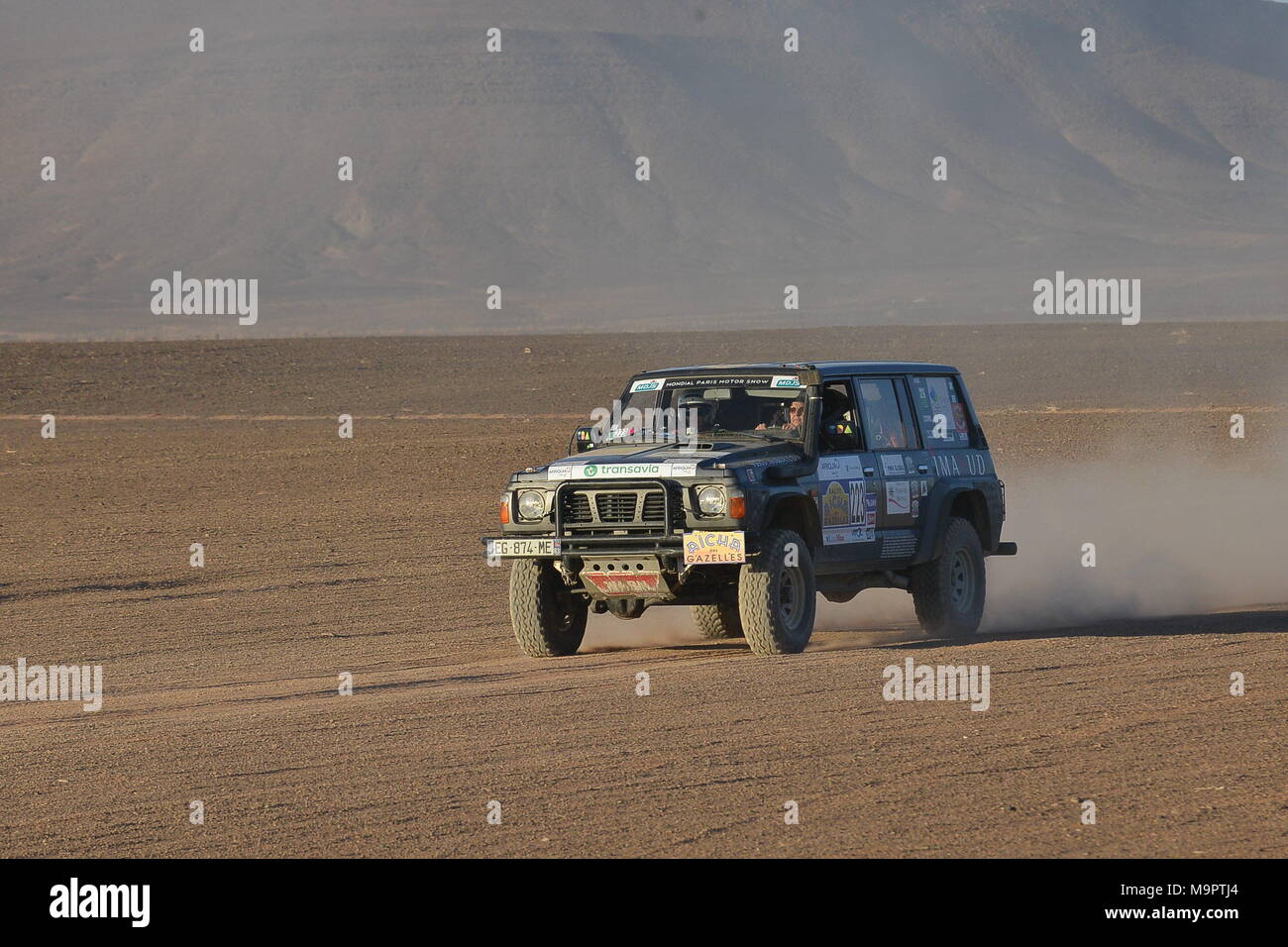 180328 Tafraout March 28 2018 Xinhua Christele Piriou And Delphine Chavot Of France Compete During The The 4x4 Truck Class Stage 5 Of 2018 Rallye Aicha Des Gazelles Du Maroc In The