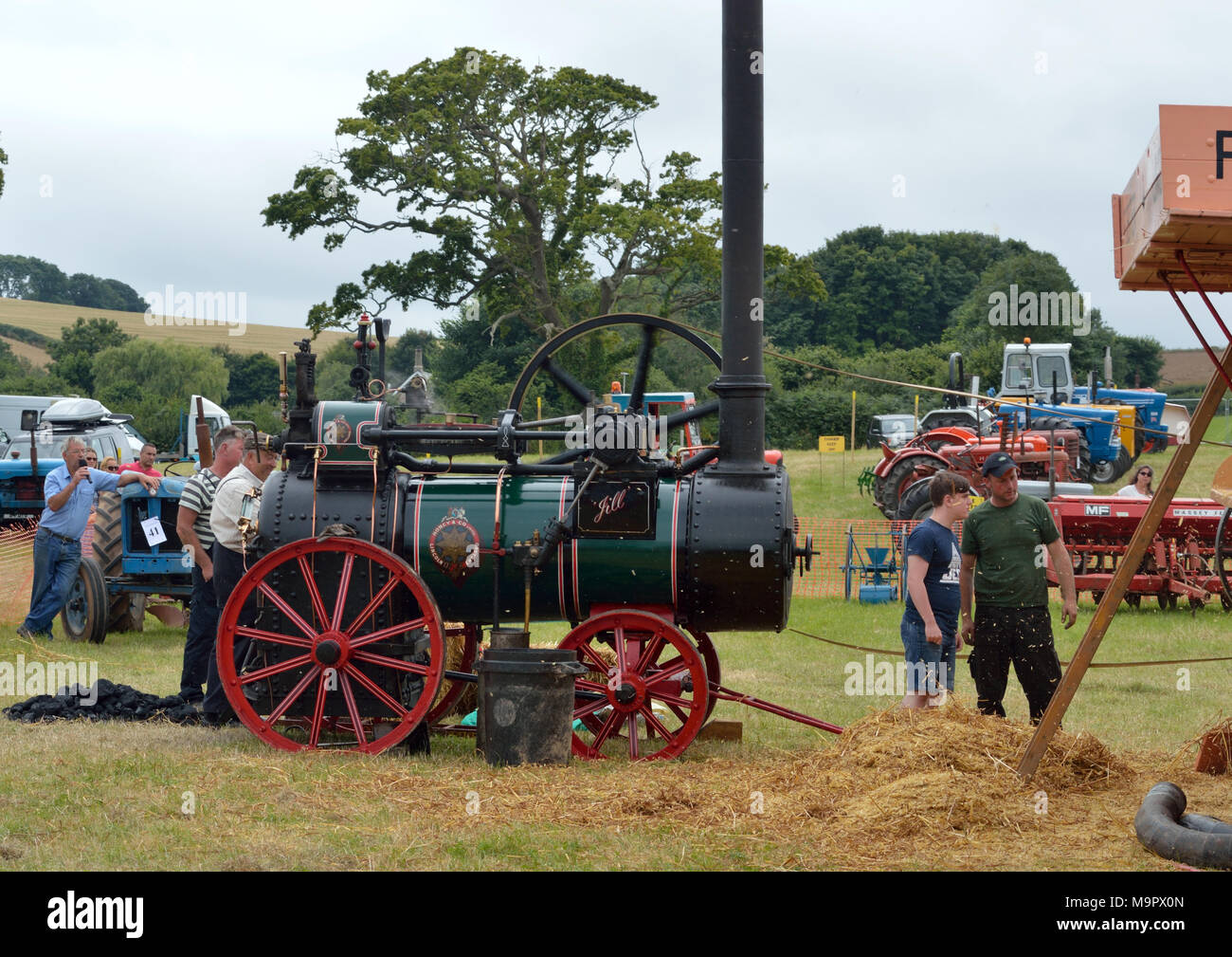 Steam Machine Side View Steam Engine Side View High Resolution Stock Photography and Images - Alamy