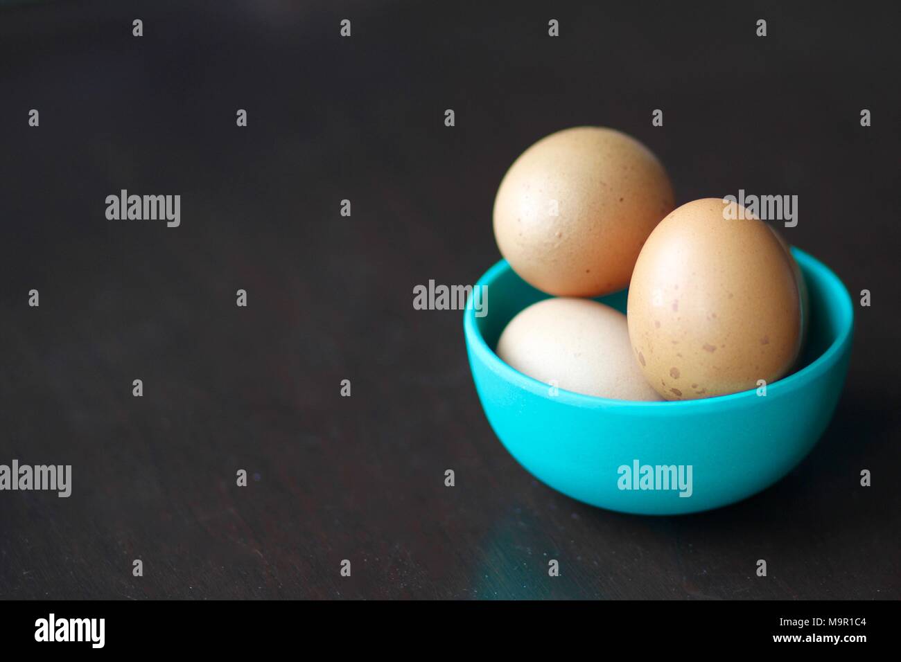 Blue table eggs hi-res stock photography and images - Alamy