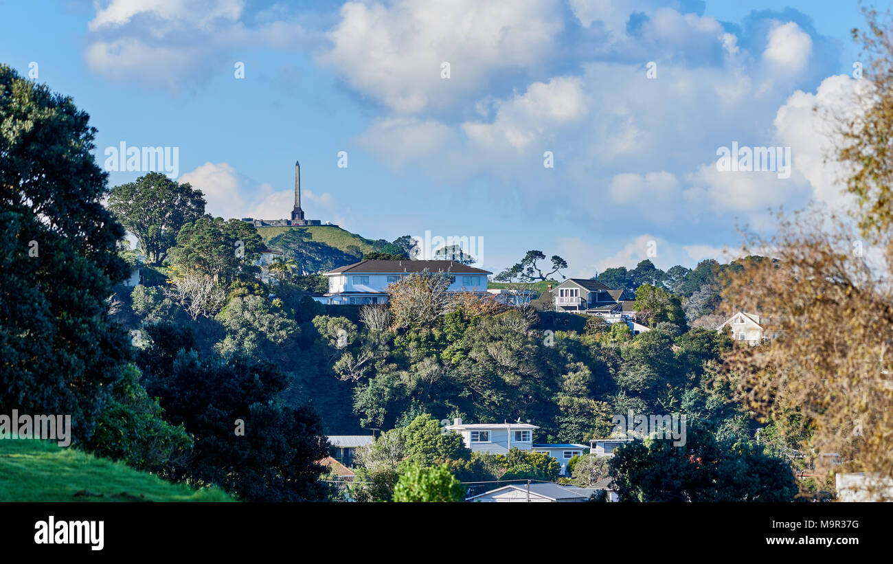 A view of one tree hill in Auckland Stock Photo Alamy