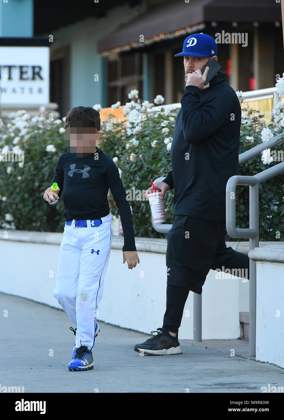 Billie Joe Armstrong's 2 Kids: All About Joey and Jakob, image size:939x1390