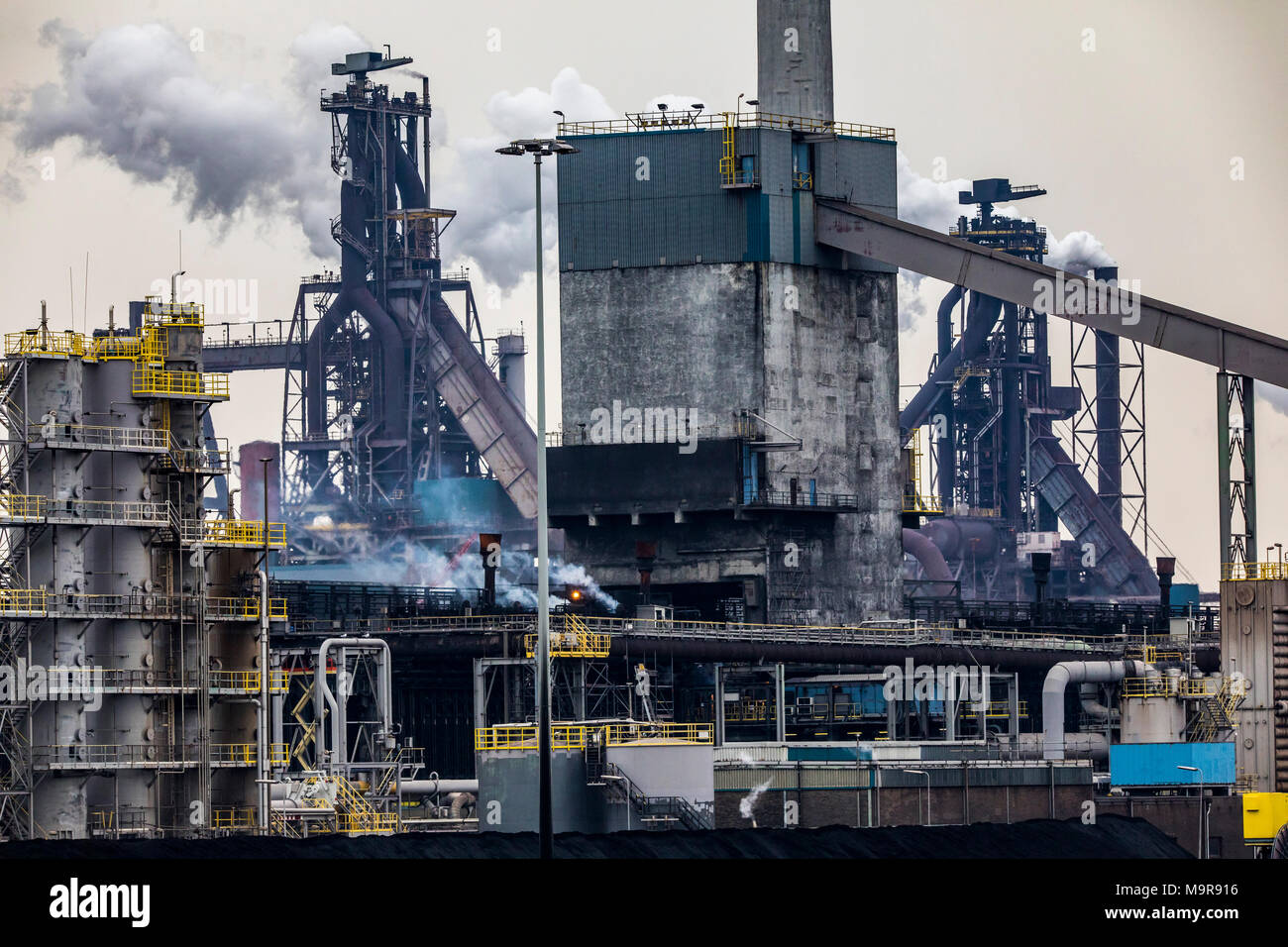 Ijmuiden tata steel plant hi-res stock photography and images