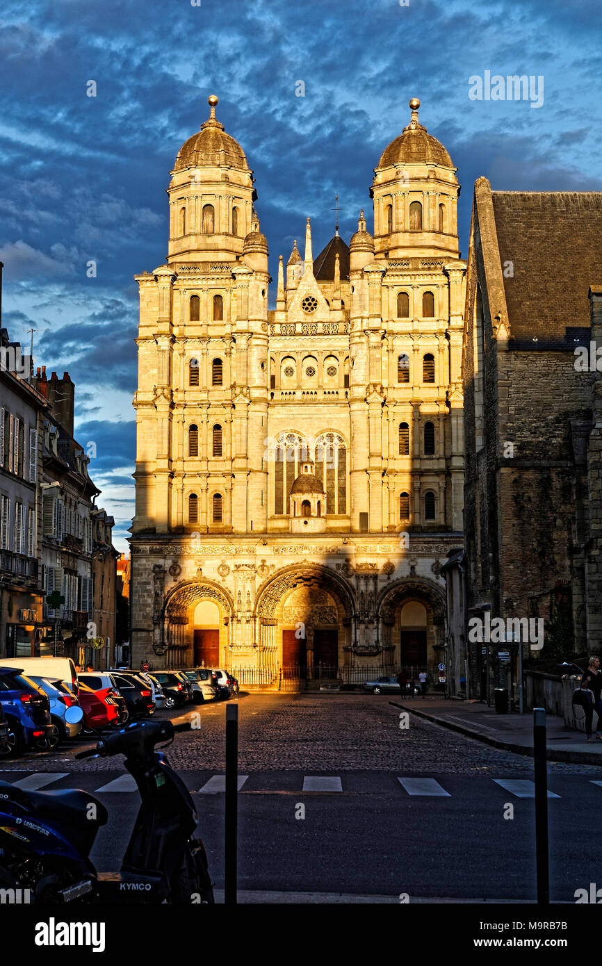 Eglise St Michel is a striking church in Dijon, Burgundy Stock Photo