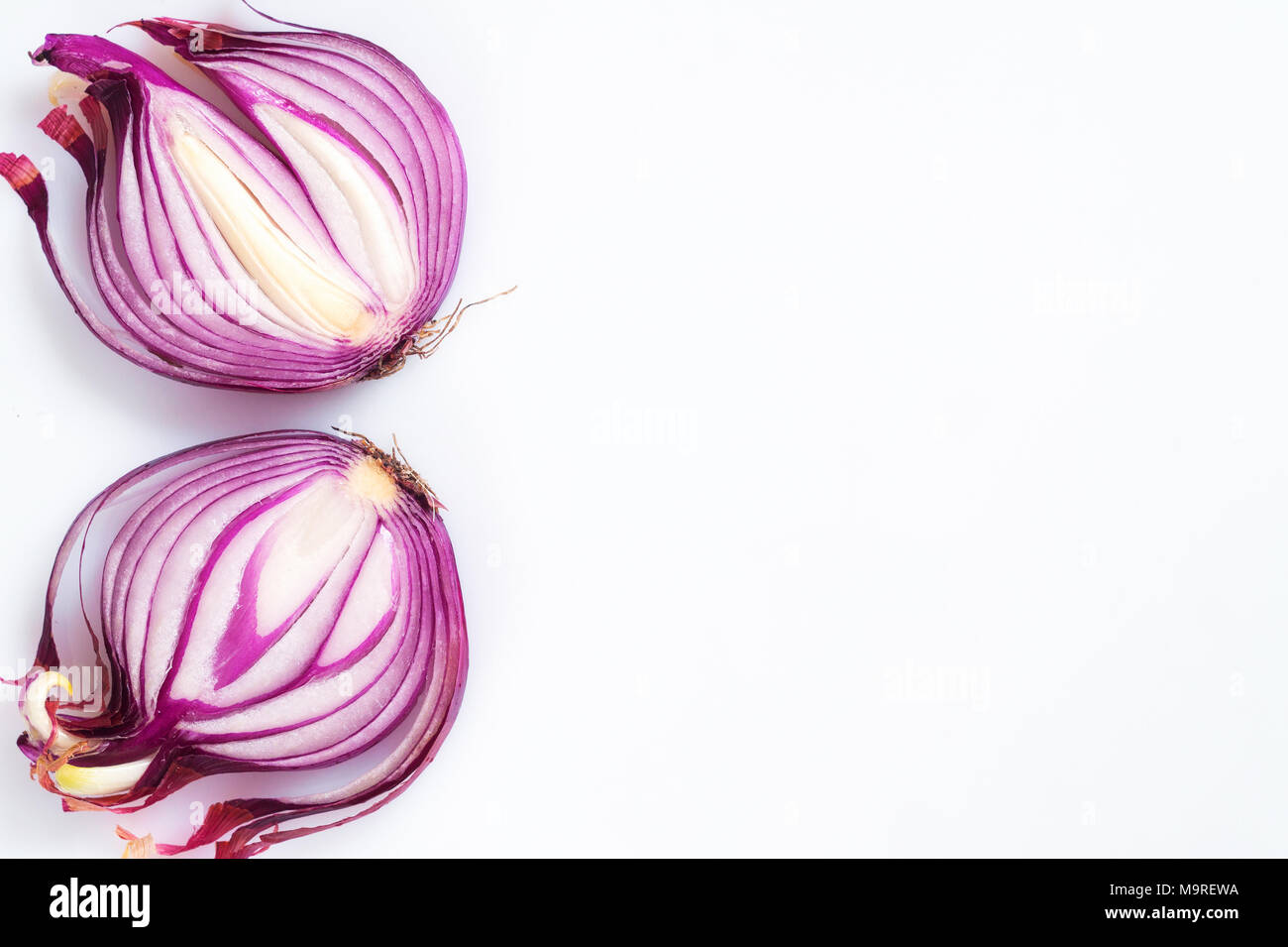 Red onion cut in half. Food background Stock Photo - Alamy